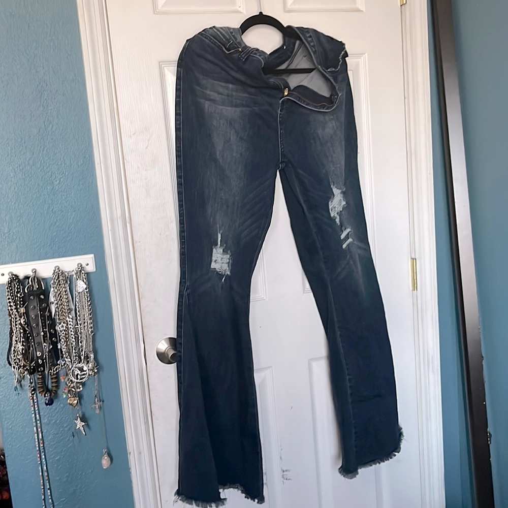Incredibly flared blue jeans
